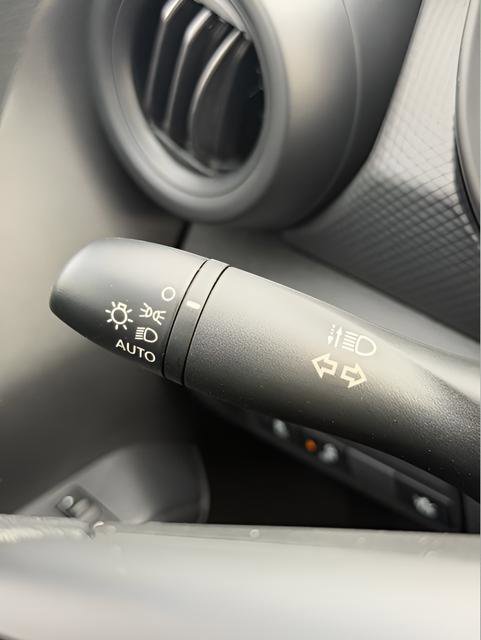 Certified 2025 Nissan Kicks Play S image 21