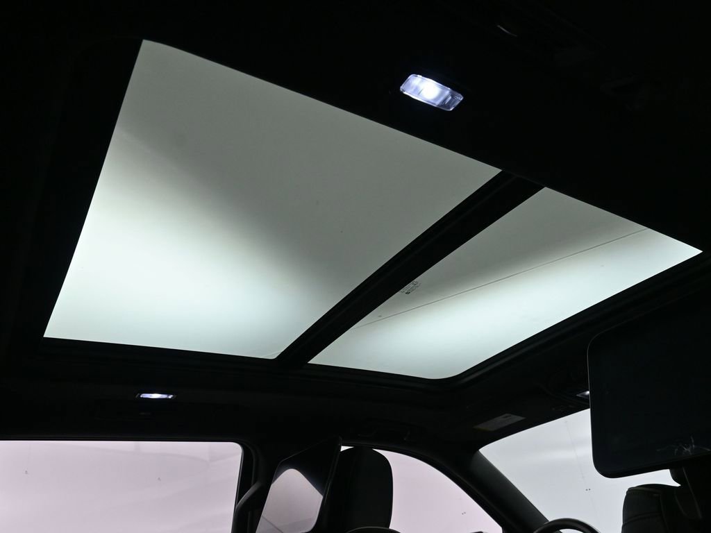 Used 2021 Cadillac Escalade Sport w/ LPO, Illumination Package image 20