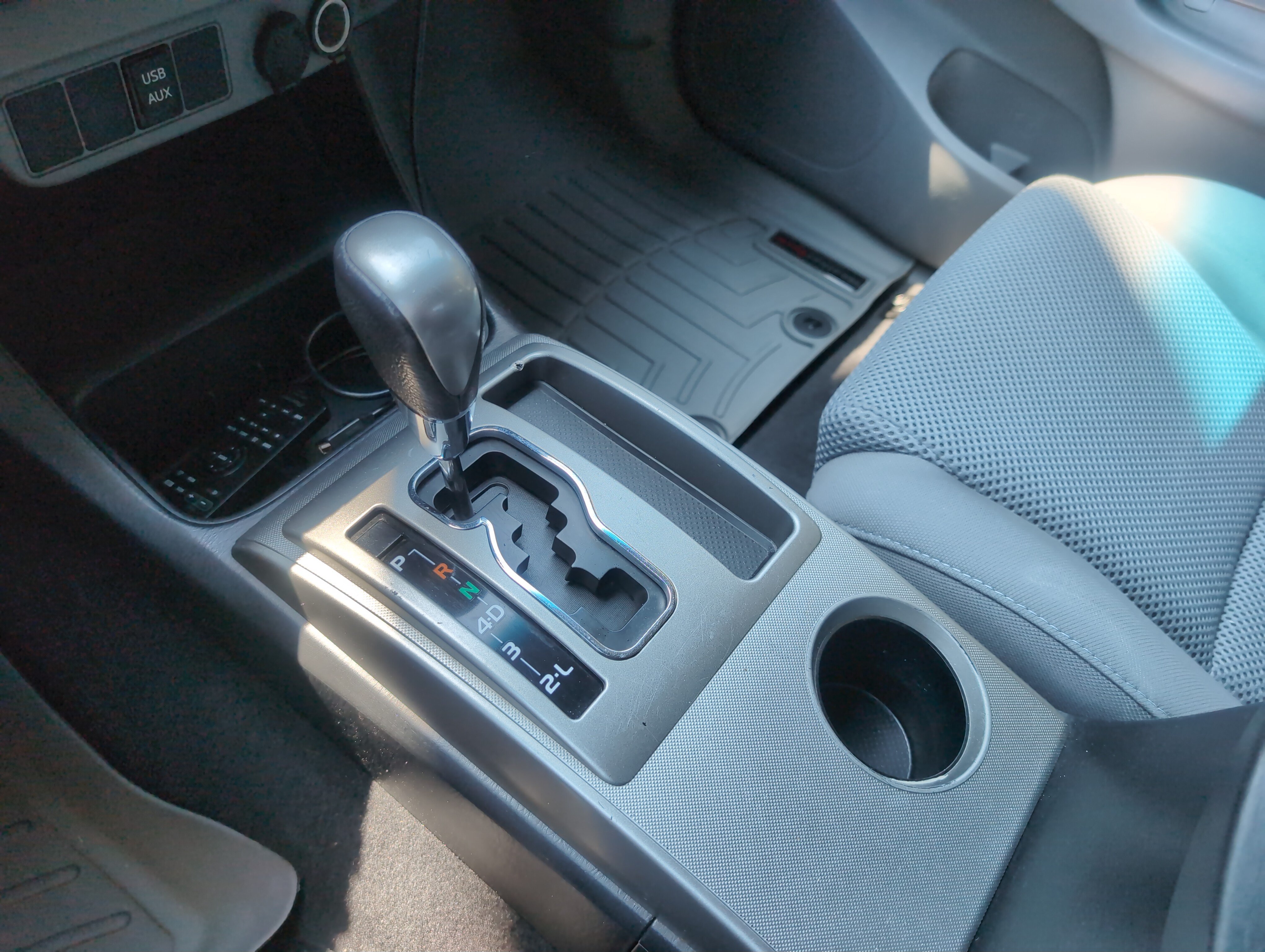Used 2014 Toyota Tacoma 4x4 Double Cab image 25