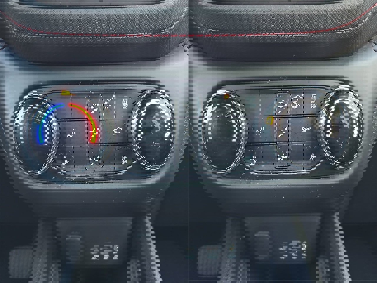 Used 2022 Chevrolet TrailBlazer RS image 21