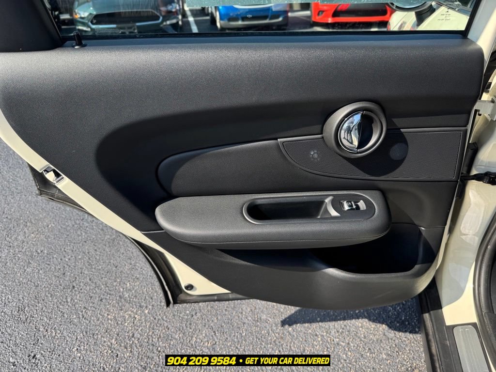 Used 2016 MINI Cooper Clubman FWD image 27