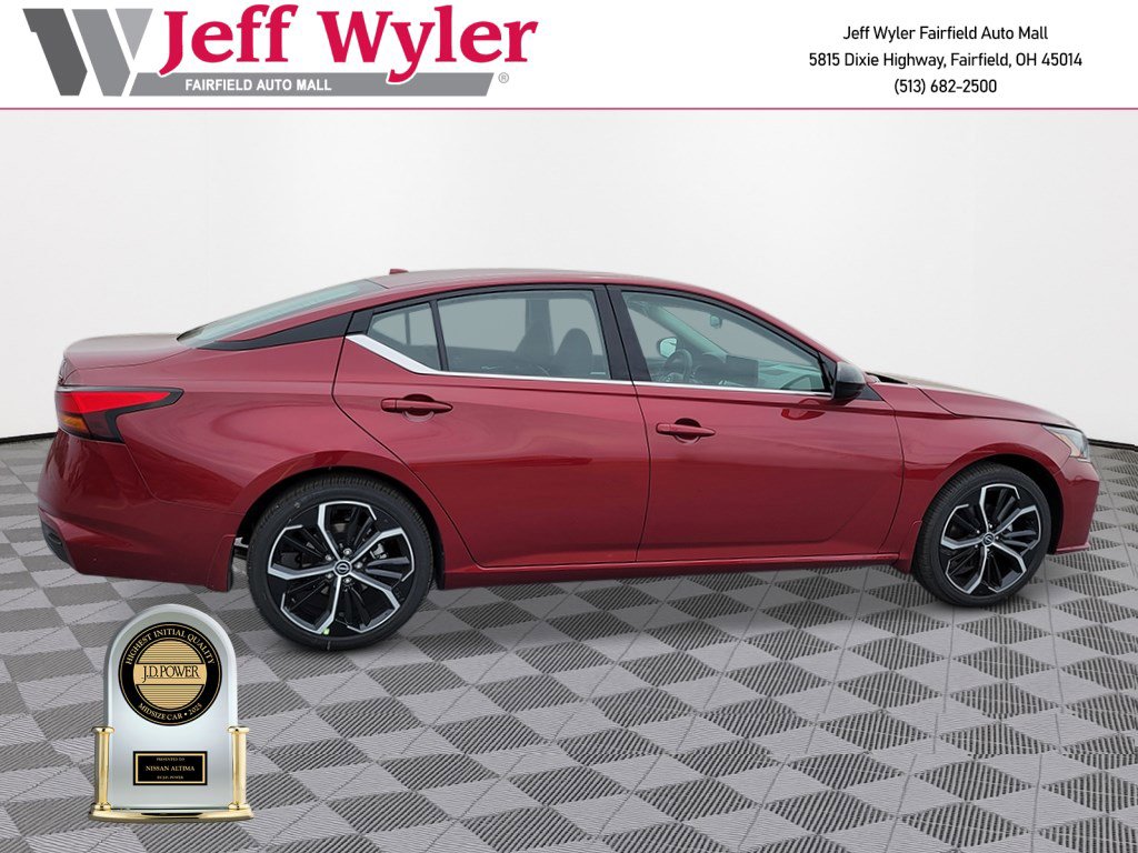 New 2025 Nissan Altima 2.5 SR image 1