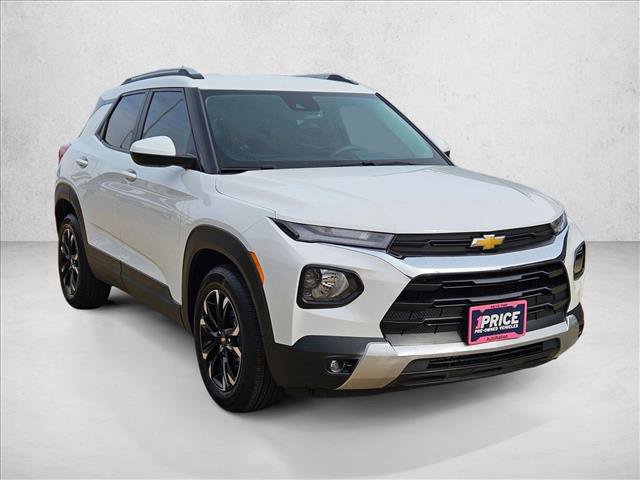 Used 2023 Chevrolet TrailBlazer LT w/ Convenience Package image 3