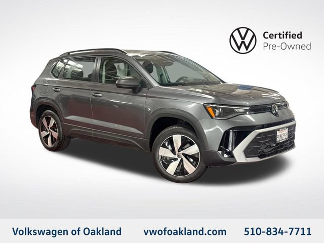 Certified 2025 Volkswagen Taos S AWD/4WD image 1