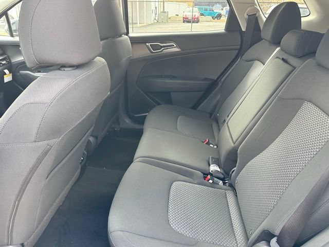 New 2026 Kia Sportage LX w/ LX Convenience Package FWD image 15