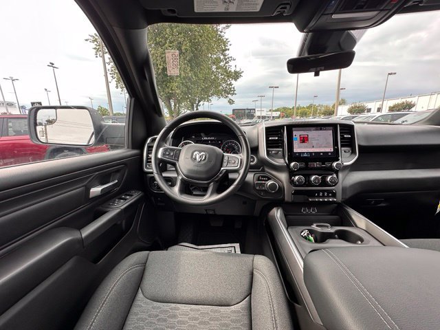 New 2026 RAM 1500 Express AWD/4WD image 15