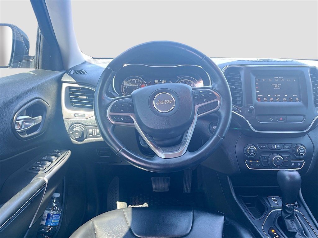 Used 2020 Jeep Cherokee Latitude Plus w/ Cold Weather Group image 21