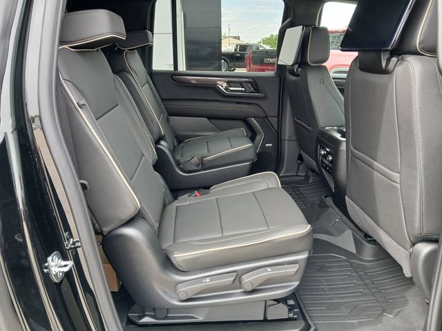 New 2026 GMC Yukon XL Elevation w/ Elevation Premium Package AWD/4WD image 30