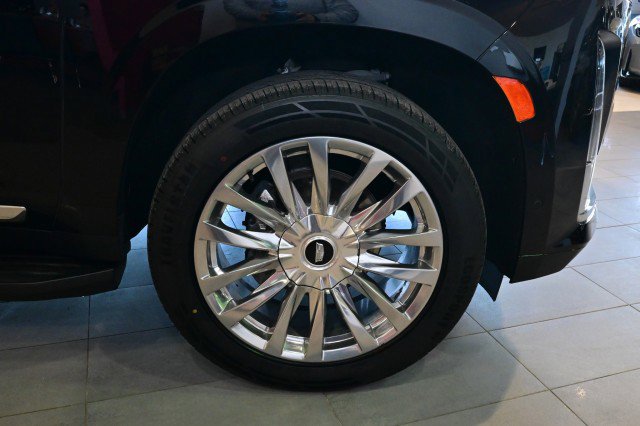 Used 2023 Cadillac Escalade ESV Premium Luxury image 48