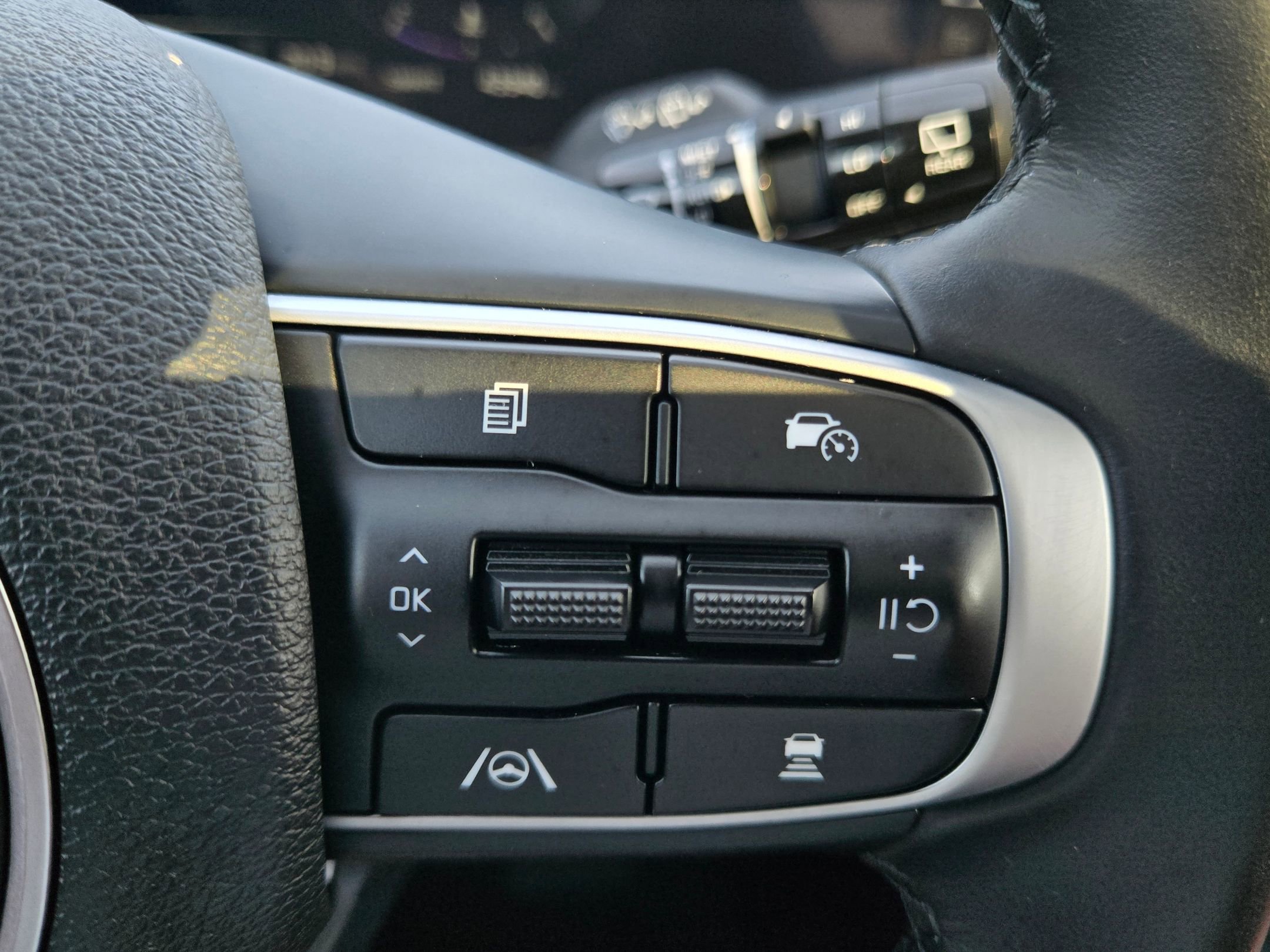 Used 2023 Kia Sportage SX FWD image 26
