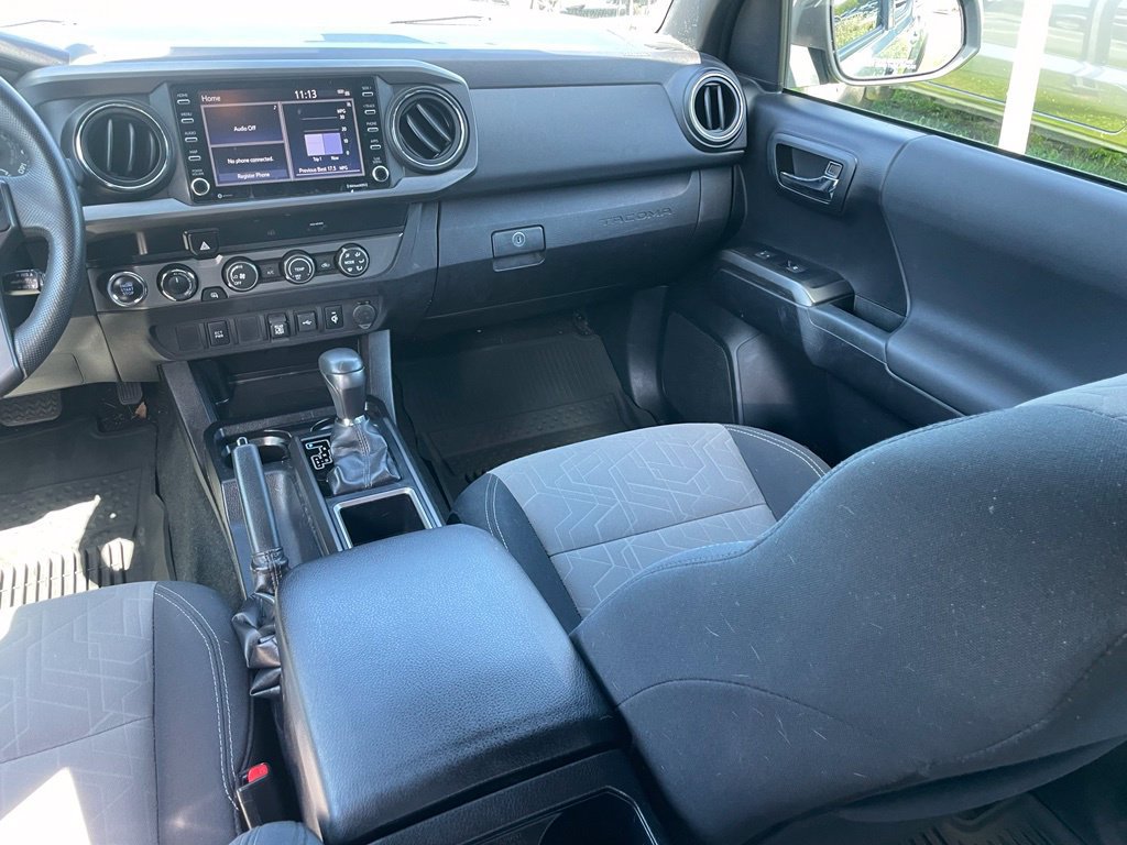 Used 2020 Toyota Tacoma TRD Off-Road AWD/4WD image 9
