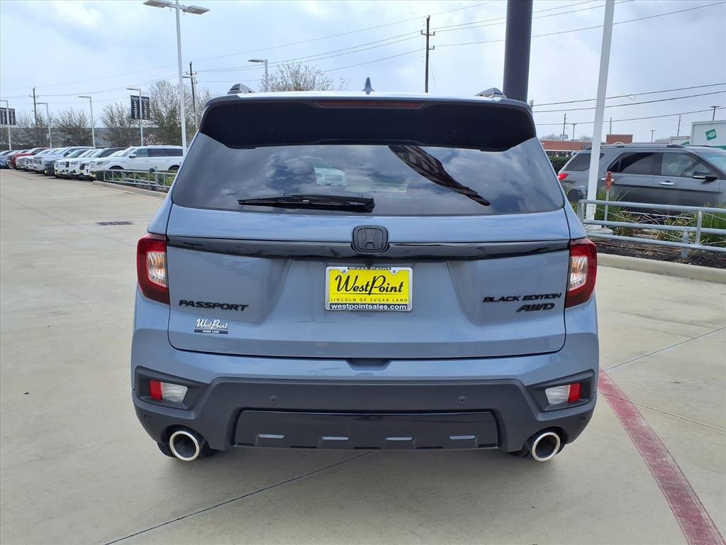 Used 2025 Honda Passport Black Edition image 6