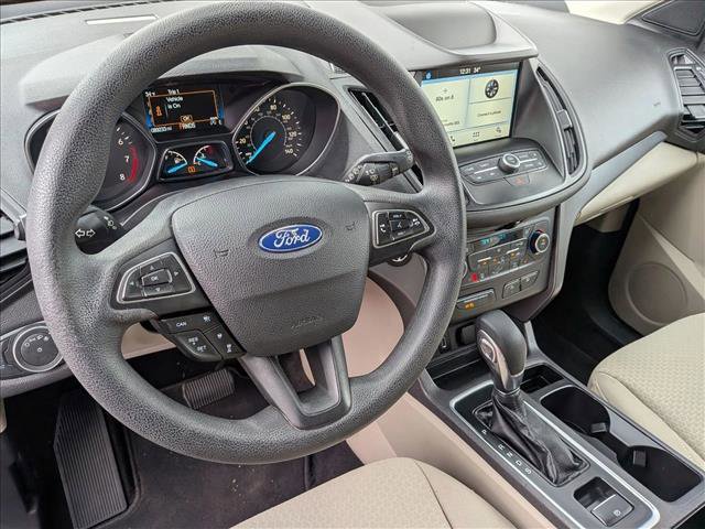 Used 2019 Ford Escape SE image 9