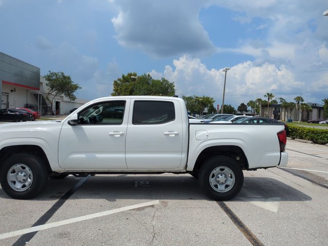 Certified 2023 Toyota Tacoma SR AWD/4WD image 9
