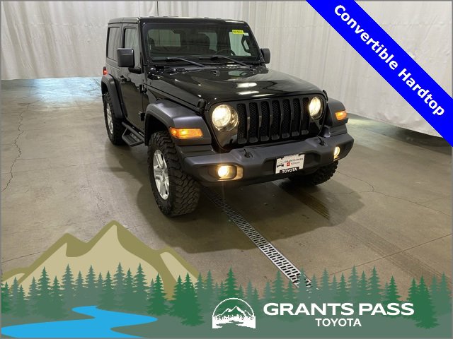 Used 2018 Jeep Wrangler Sport image 1