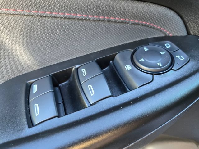 Used 2023 Chevrolet TrailBlazer RS w/ Convenience Package AWD/4WD image 39