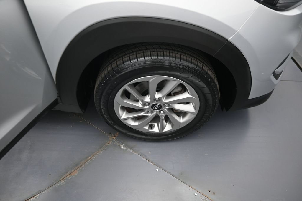 Used 2018 Hyundai Tucson SE AWD/4WD image 28