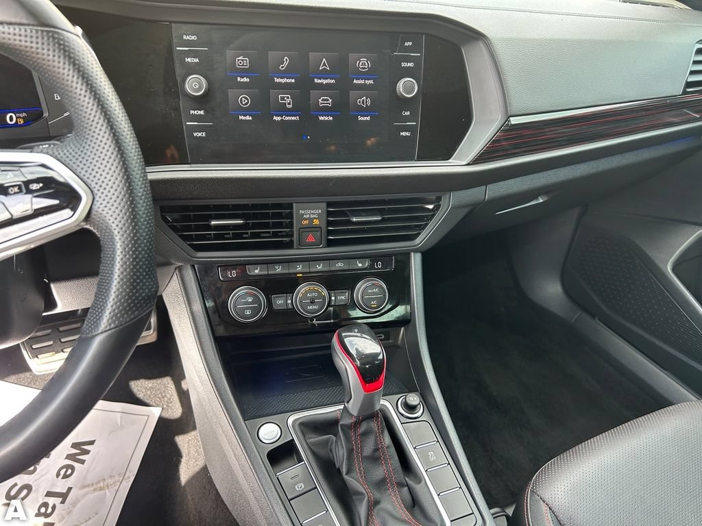 Used 2023 Volkswagen Jetta GLI Autobahn FWD image 22