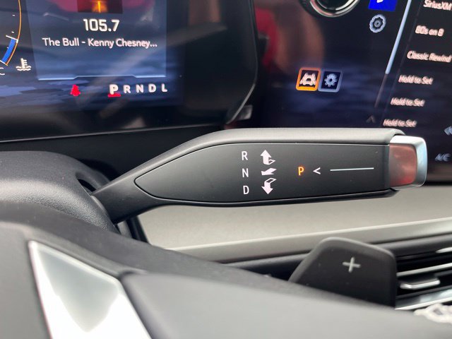 New 2027 Chevrolet Traverse LT FWD image 25