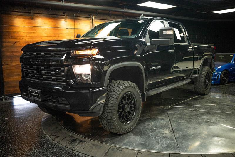 Used 2023 Chevrolet Silverado 2500 Custom w/ Custom Value Package AWD/4WD image 2