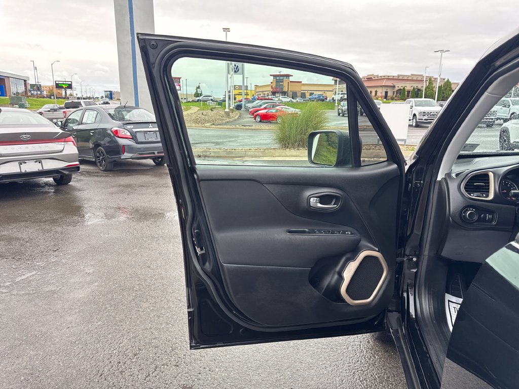Used 2017 Jeep Renegade Sport w/ Power & Air Group AWD/4WD image 26