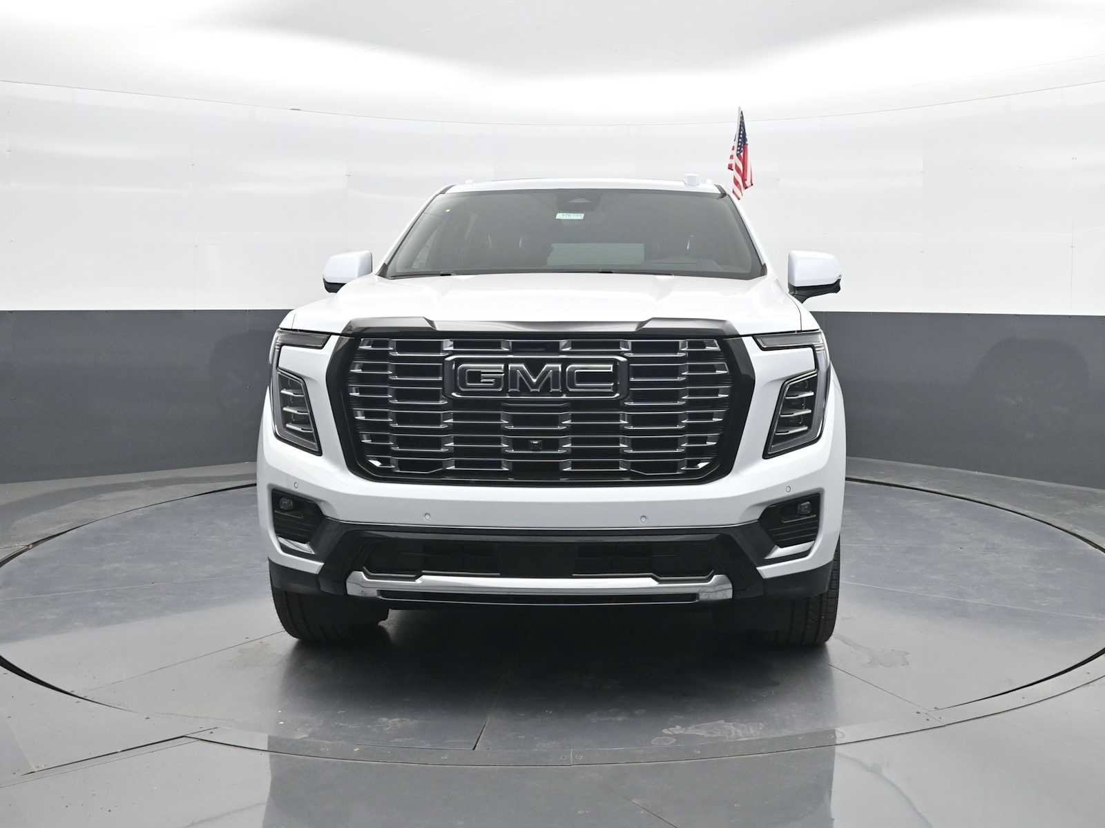 New 2026 GMC Yukon XL Denali Ultimate AWD/4WD image 3
