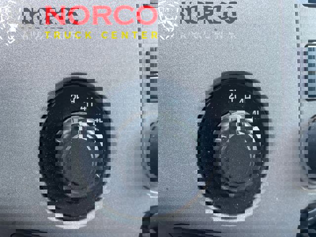 Used 2016 Ford F550 4x4 Crew Cab Super Duty image 14