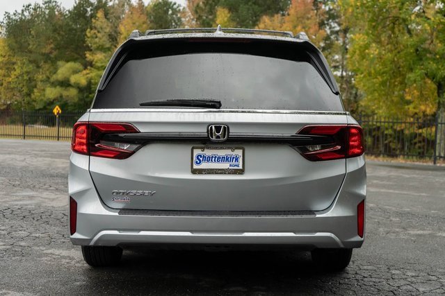 New 2026 Honda Odyssey EX-L image 8