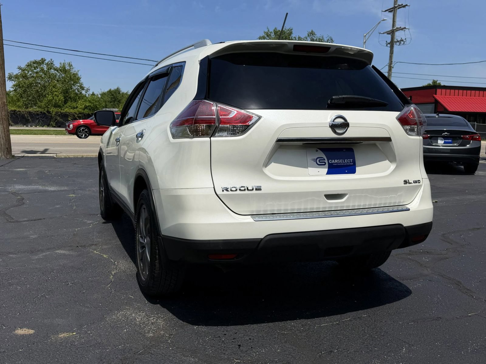 Used 2016 Nissan Rogue SL w/ SL Premium Package AWD/4WD image 4