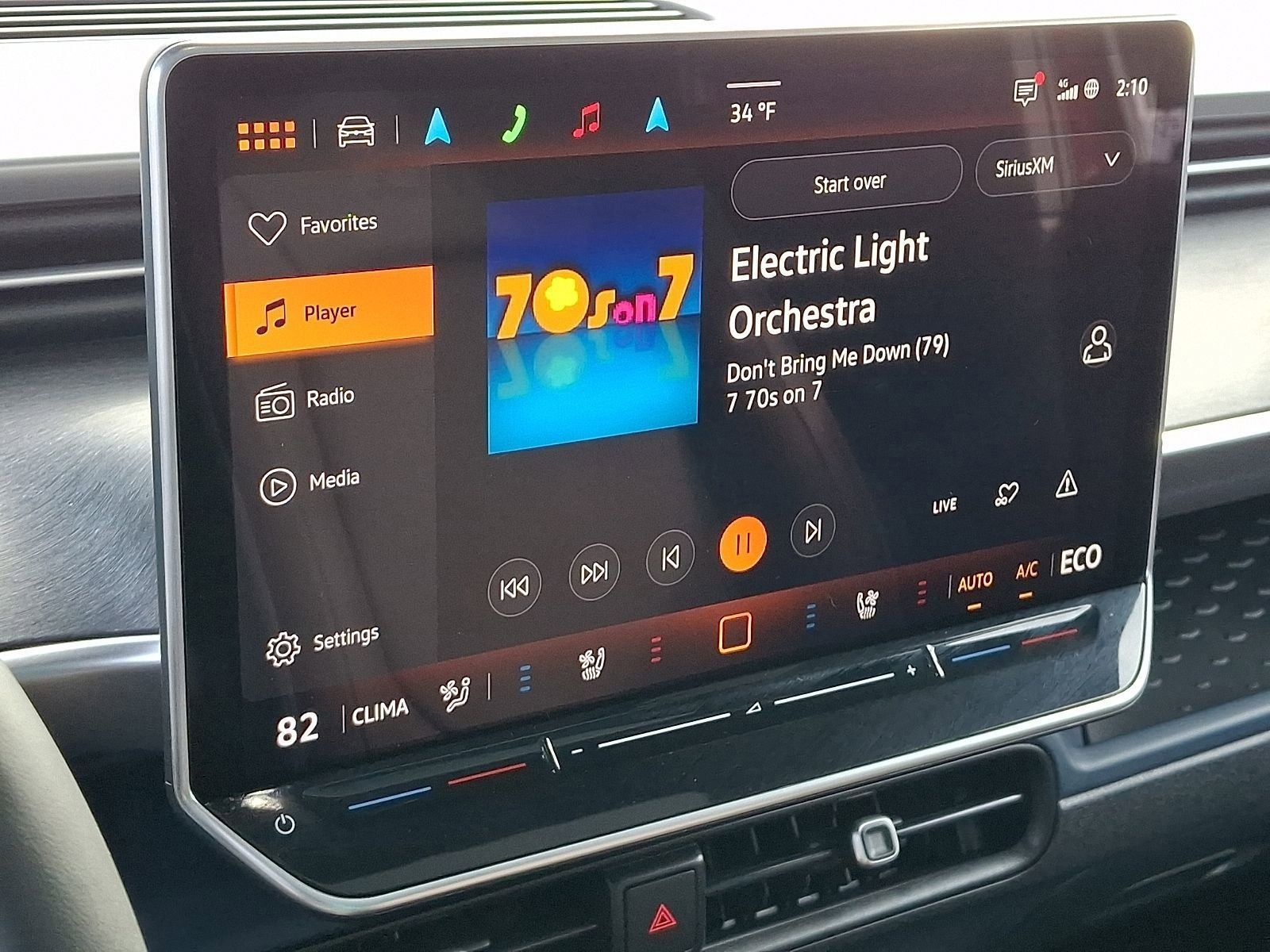 Used 2025 Volkswagen ID. Buzz Pro S Plus image 22