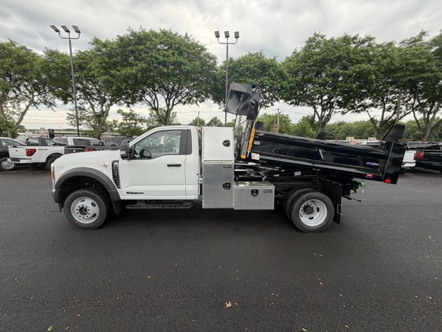 New 2026 Ford F550 4x4 Regular Cab Super Duty image 3