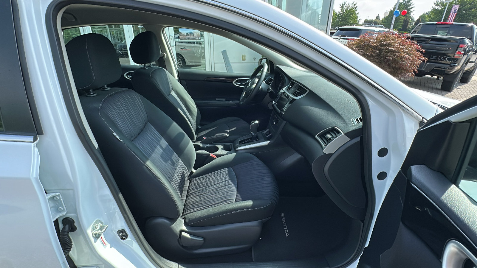 Used 2019 Nissan Sentra SV FWD image 23