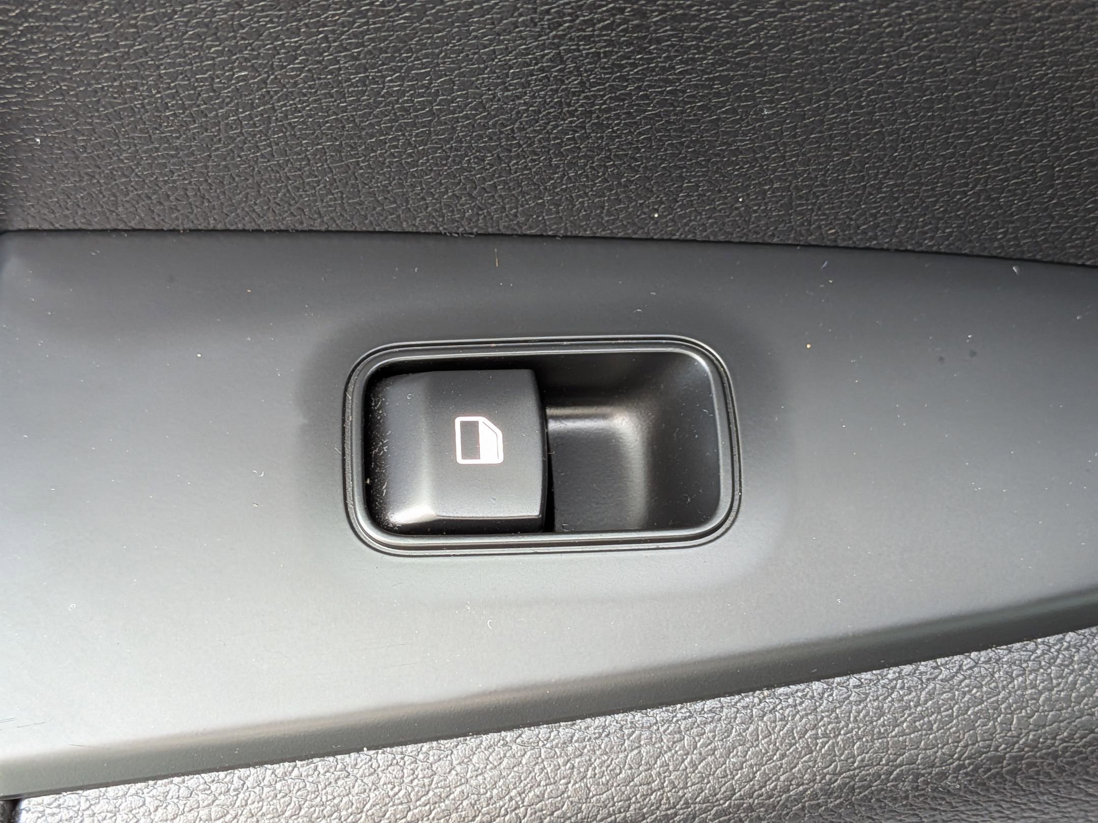 Used 2021 Kia Forte LXS image 28