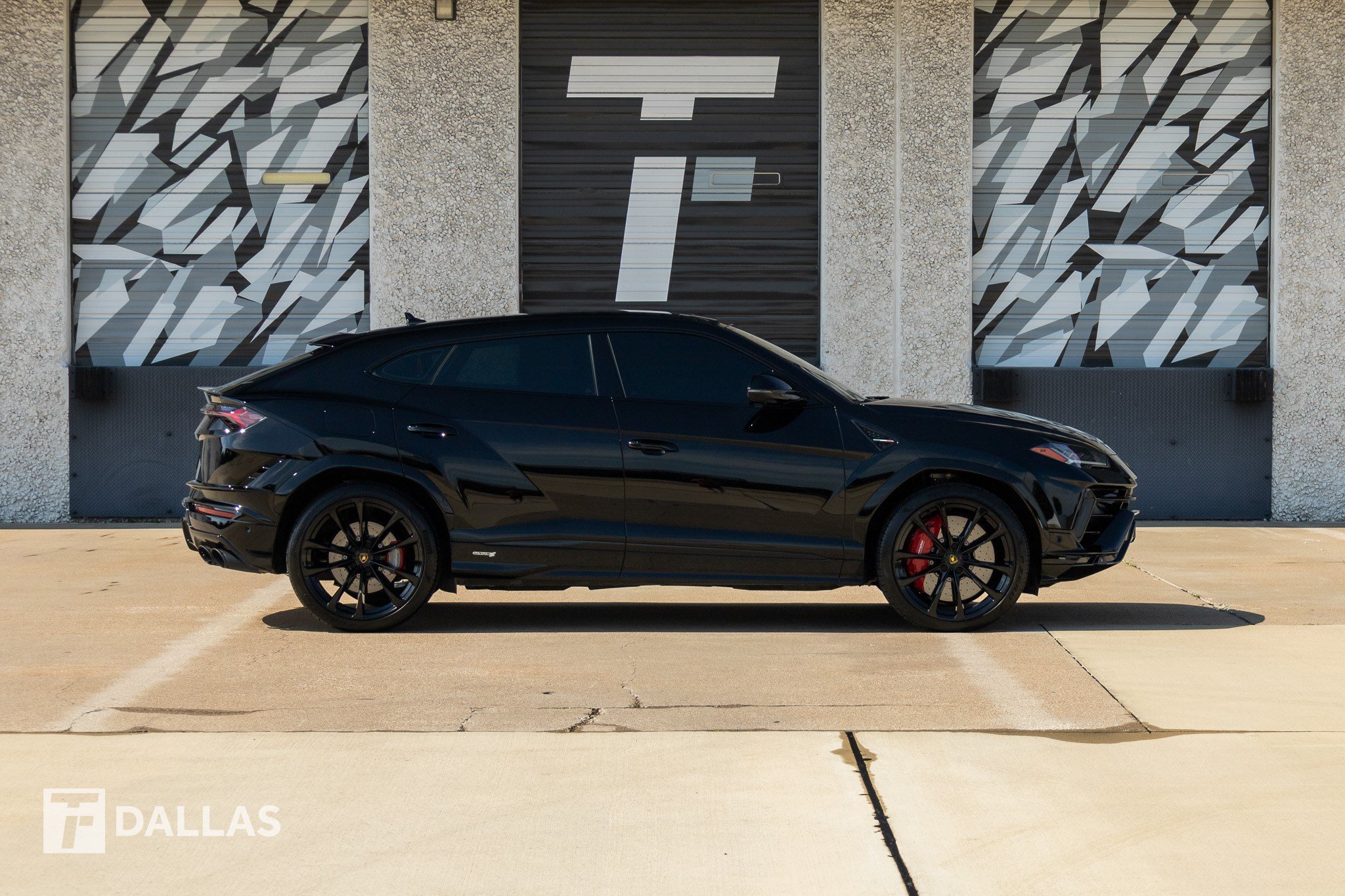 Used 2023 Lamborghini Urus S AWD/4WD image 18