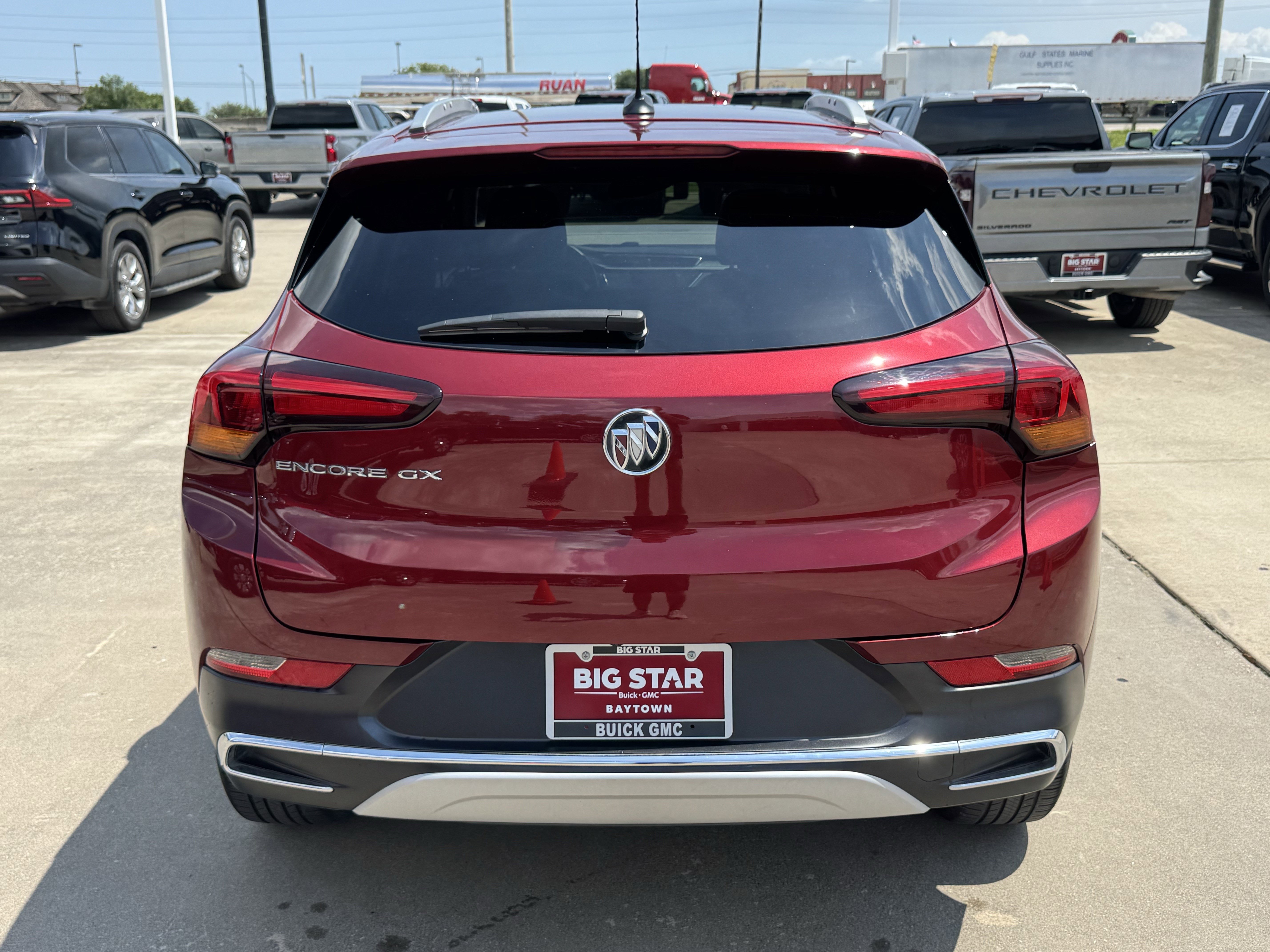 Used 2023 Buick Encore GX Essence w/ Experience Buick Package FWD image 9