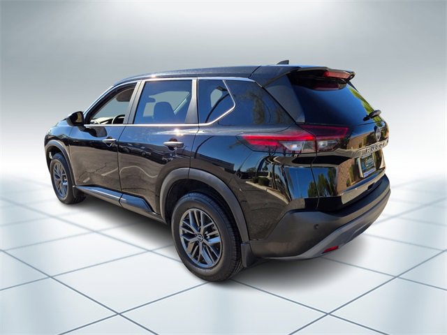Used 2023 Nissan Rogue S image 7
