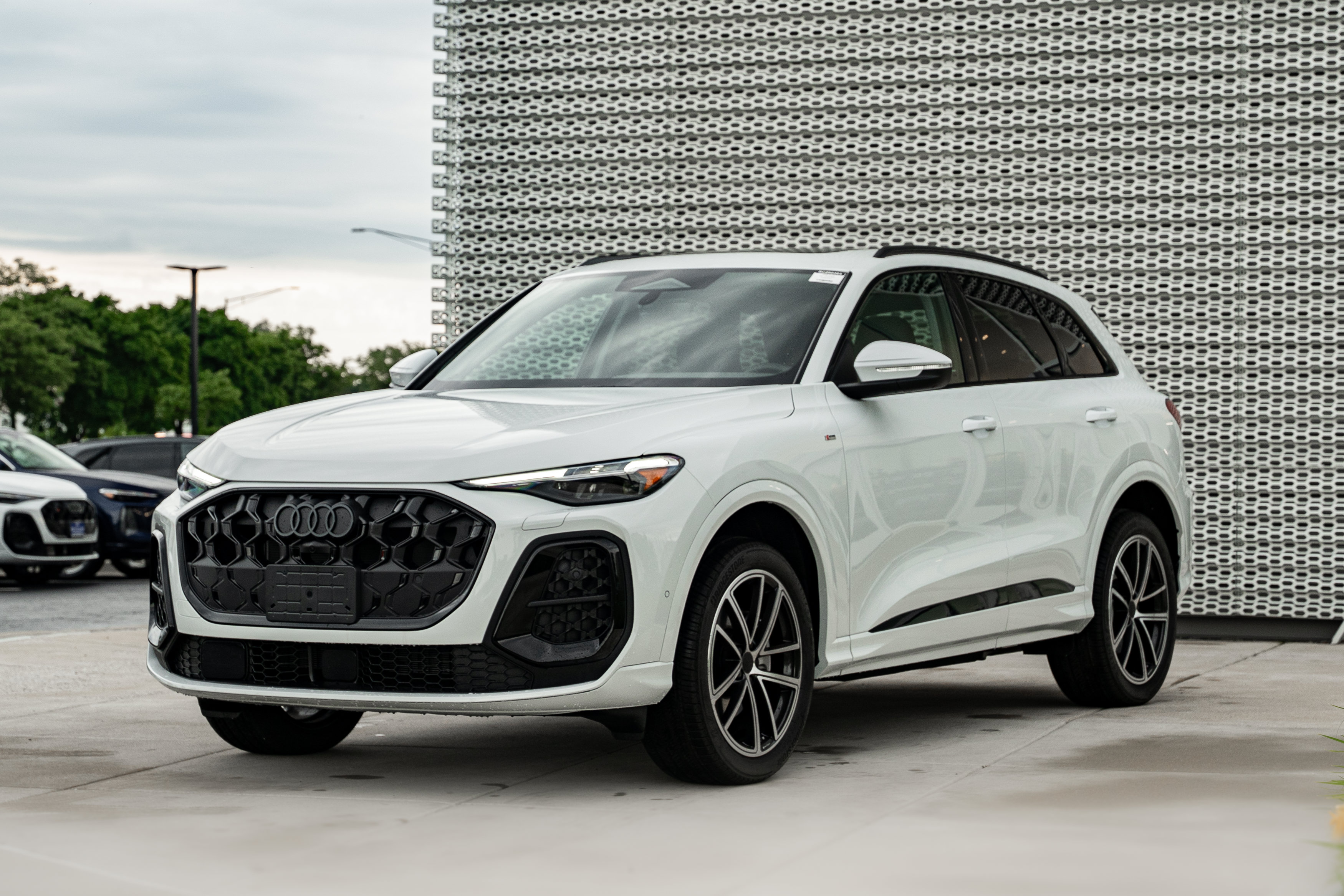 New 2026 Audi Q5 Premium Plus AWD/4WD image 7