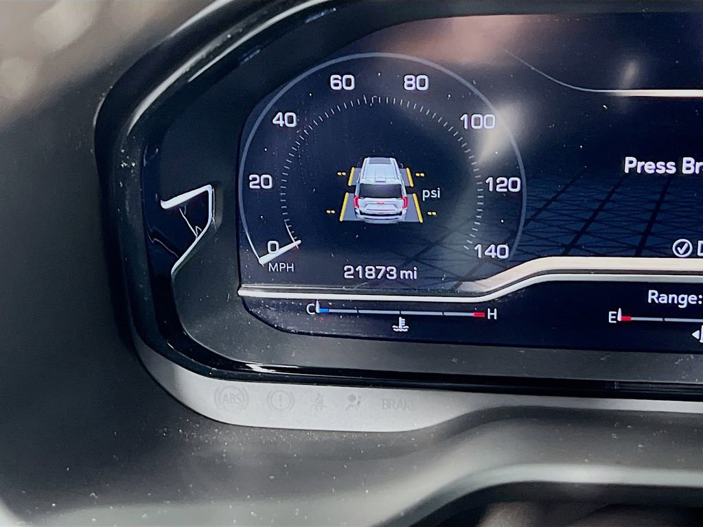 Certified 2024 GMC Yukon Denali w/ Denali Reserve Package AWD/4WD image 12