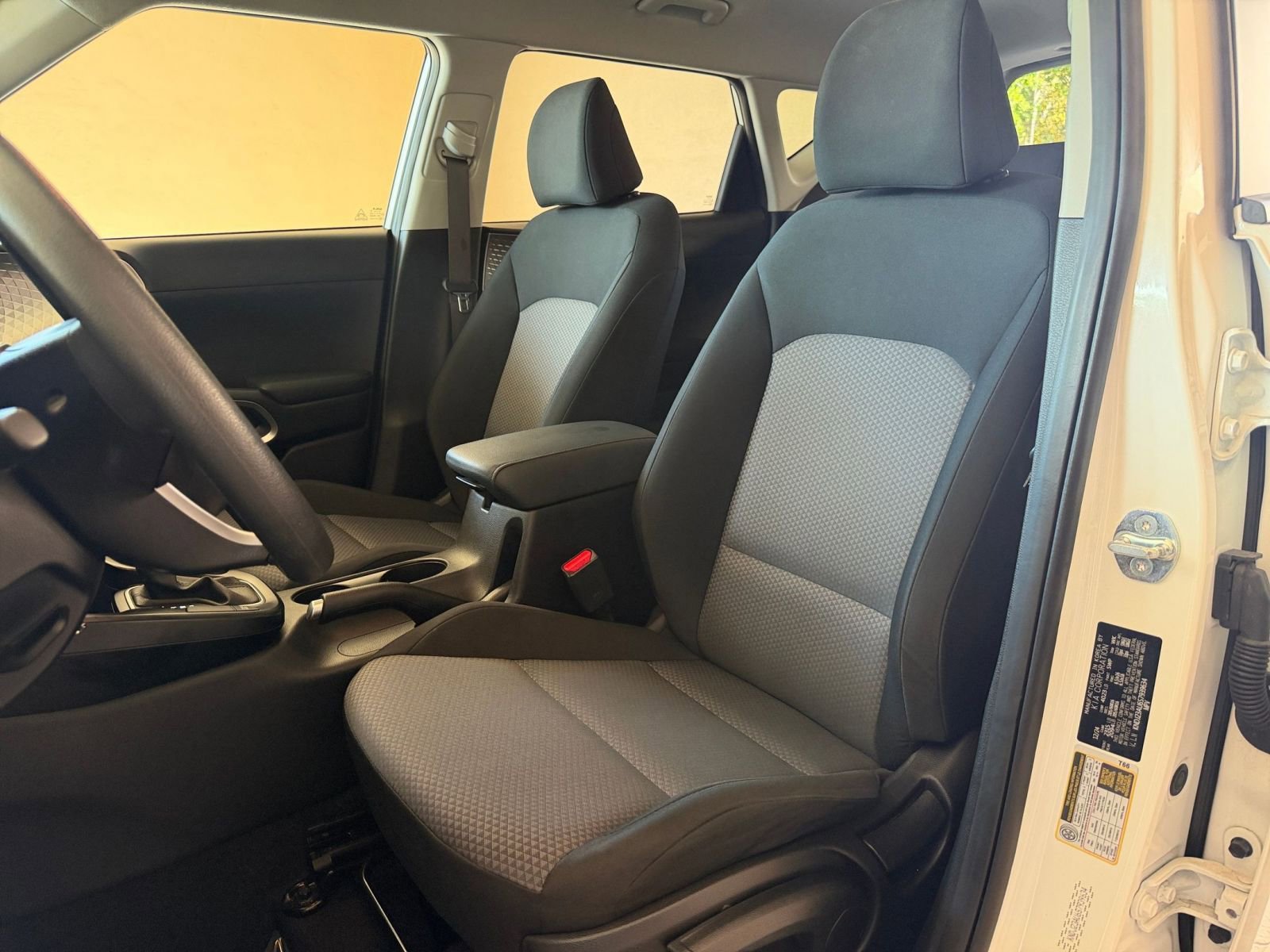 Used 2025 Kia Soul LX w/ LX Technology Package image 22