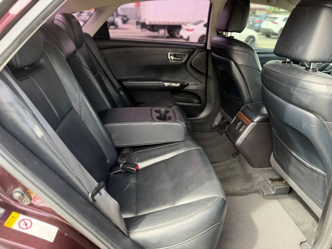 Used 2014 Toyota Avalon XLE FWD image 28