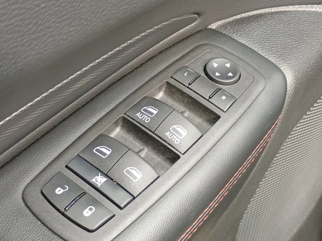 Used 2025 Dodge Durango GT image 34