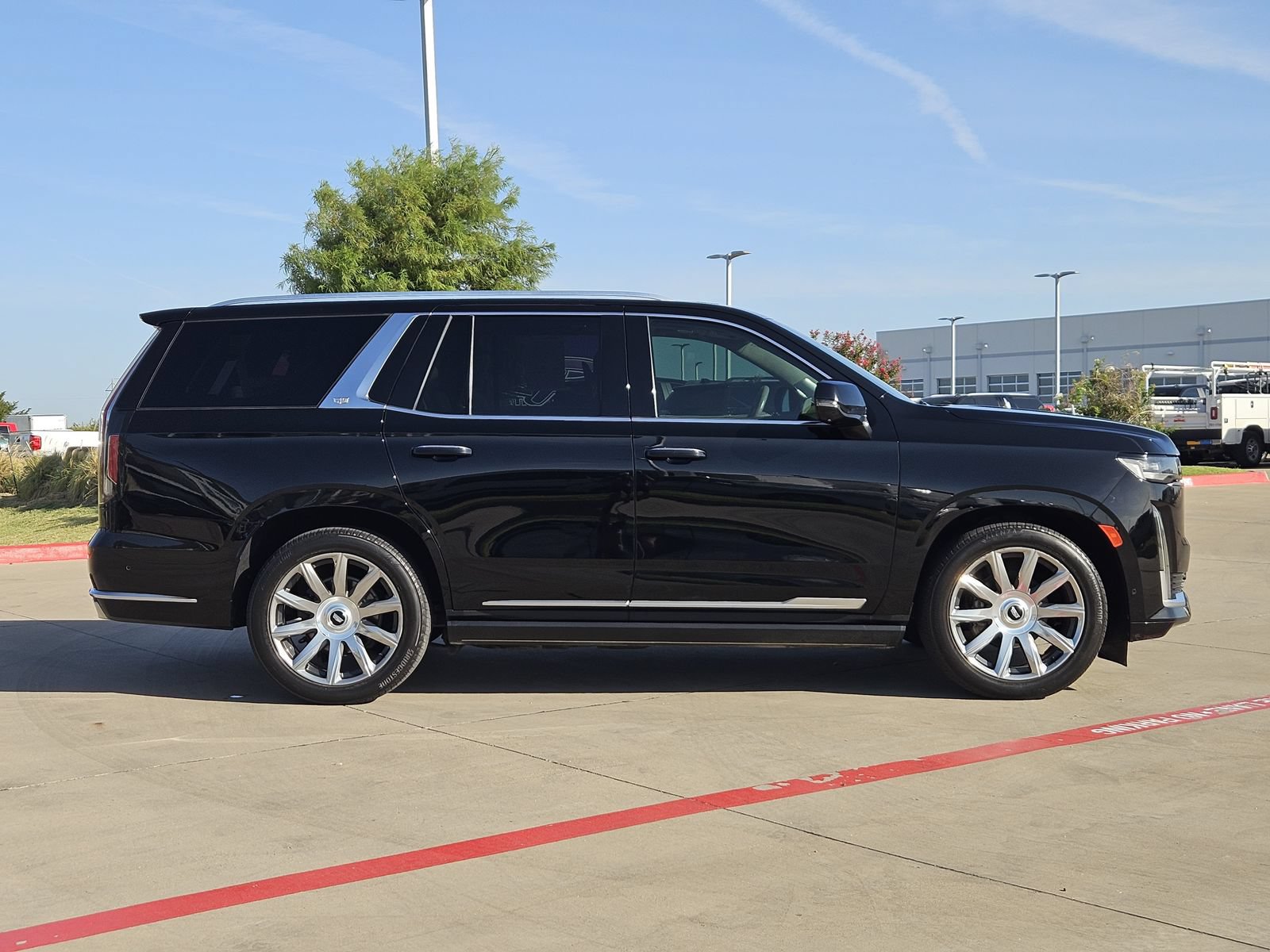 Used 2021 Cadillac Escalade Premium Luxury Platinum AWD/4WD image 7
