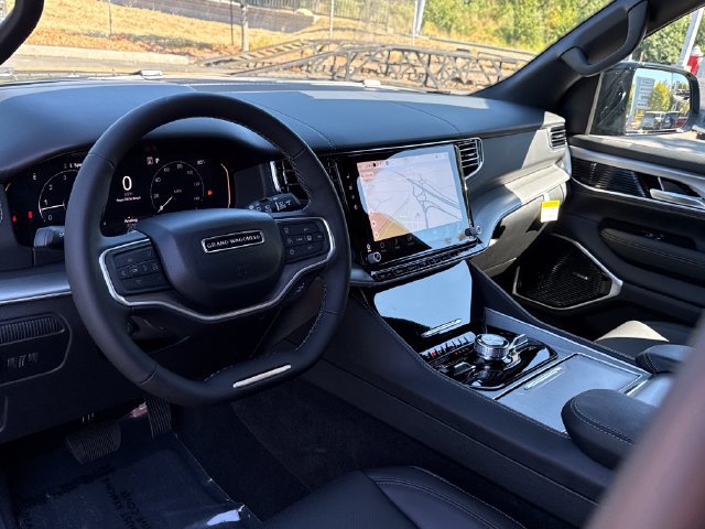 New 2026 Jeep Grand Wagoneer L Limited AWD/4WD image 16