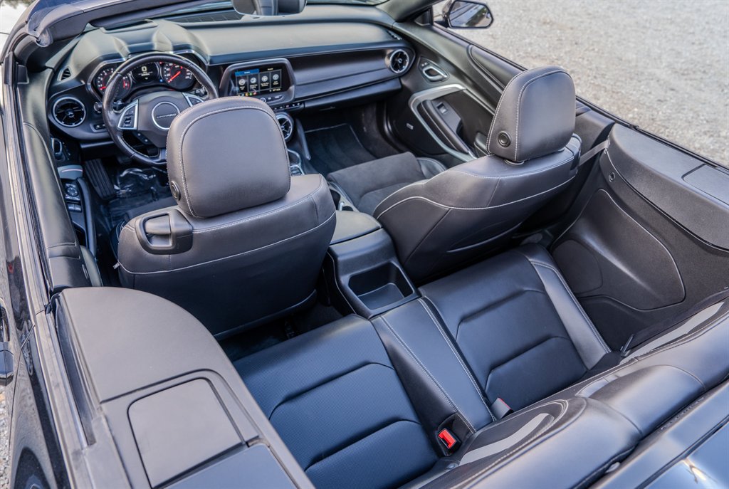 Used 2019 Chevrolet Camaro SS w/ LPO, Camaro Insignia Package RWD image 18
