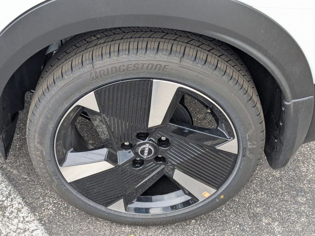 New 2026 Nissan Kicks SR w/ SR Premium Package image 13