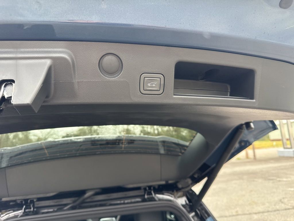 New 2026 Chevrolet Equinox LT w/ Convenience Package II image 34