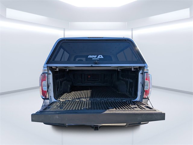 Used 2016 GMC Canyon SLE w/ SLE Convenience Package image 12