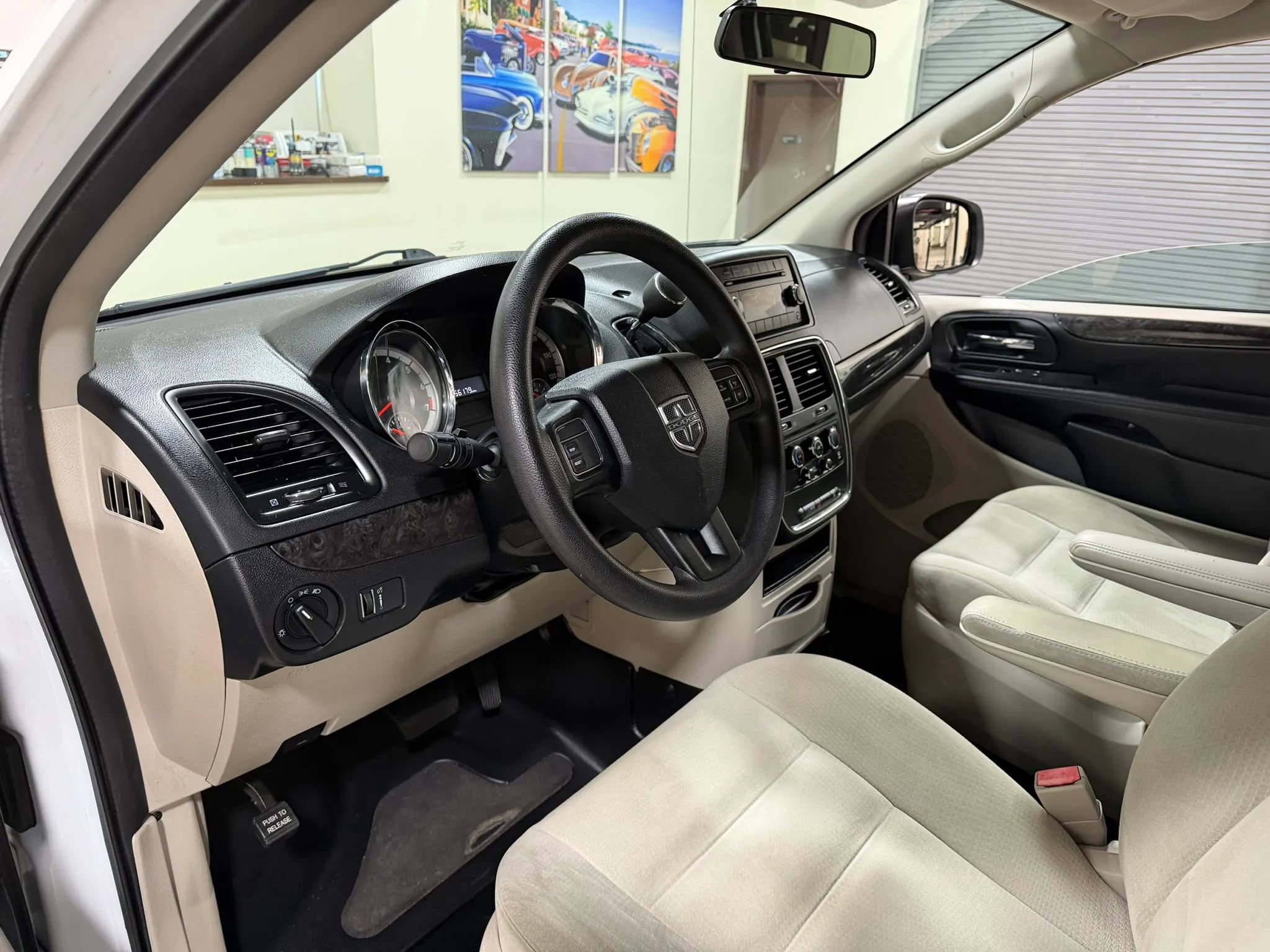 Used 2015 Dodge Grand Caravan SE w/ Quick Order Package 29E SE FWD image 19