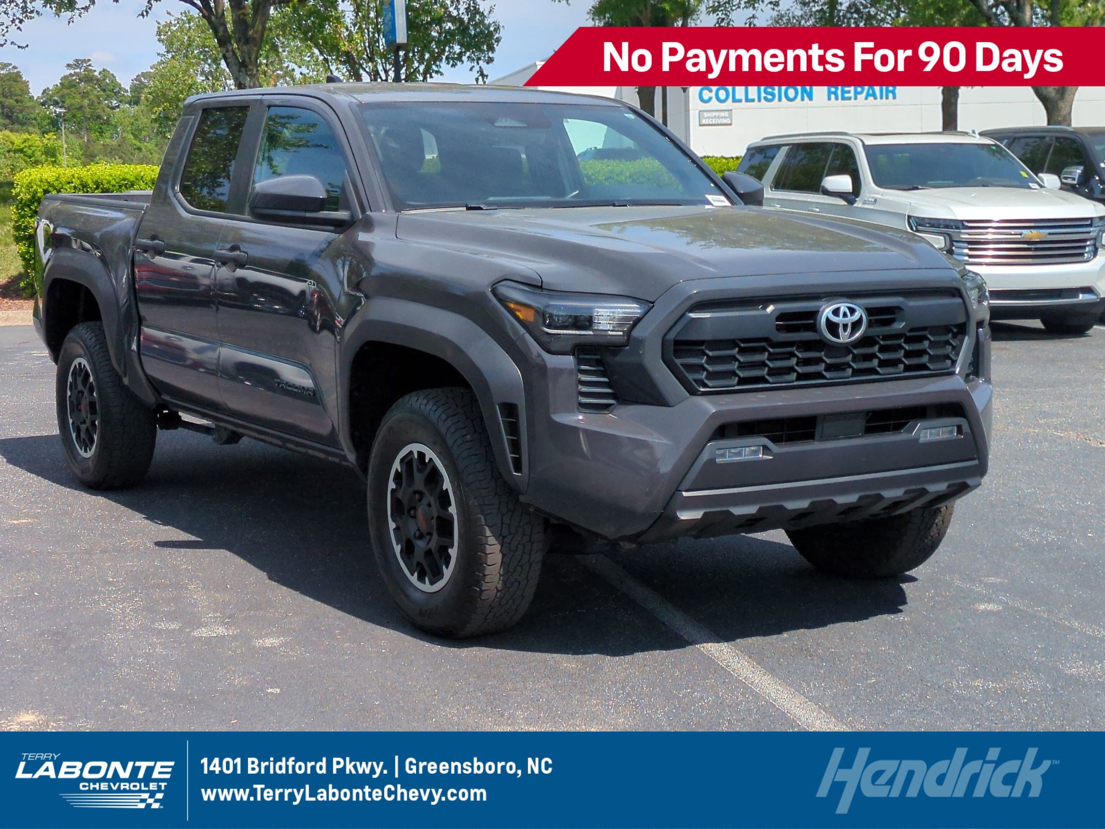 Used 2024 Toyota Tacoma TRD Off-Road AWD/4WD image 1