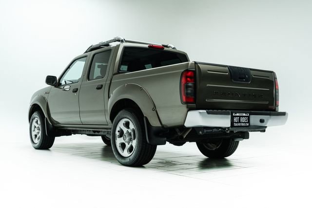 Used 2001 Nissan Frontier S/C image 18